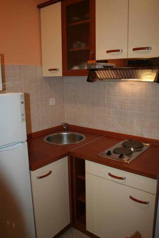 Apartments Villa Sunce Dugi Rat Quarto foto